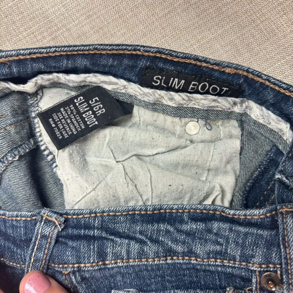 Rue‎ 21 Jeans Women's Size 5/6 Regular (W36 L32) Low-Rise Boot Cut Embroidery